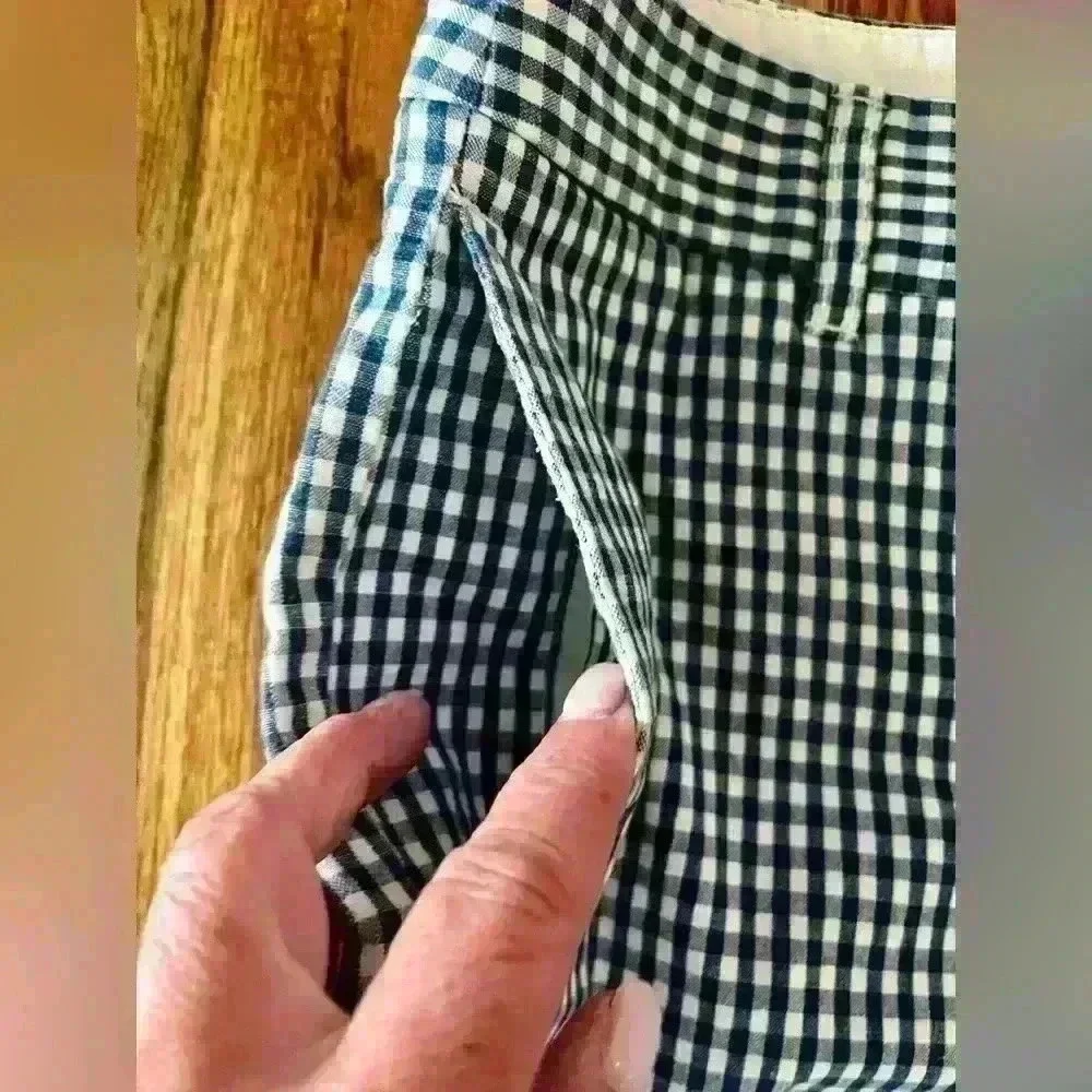 J.CREW -  BLUE/White Gingham Pants. City Fit. Size 4